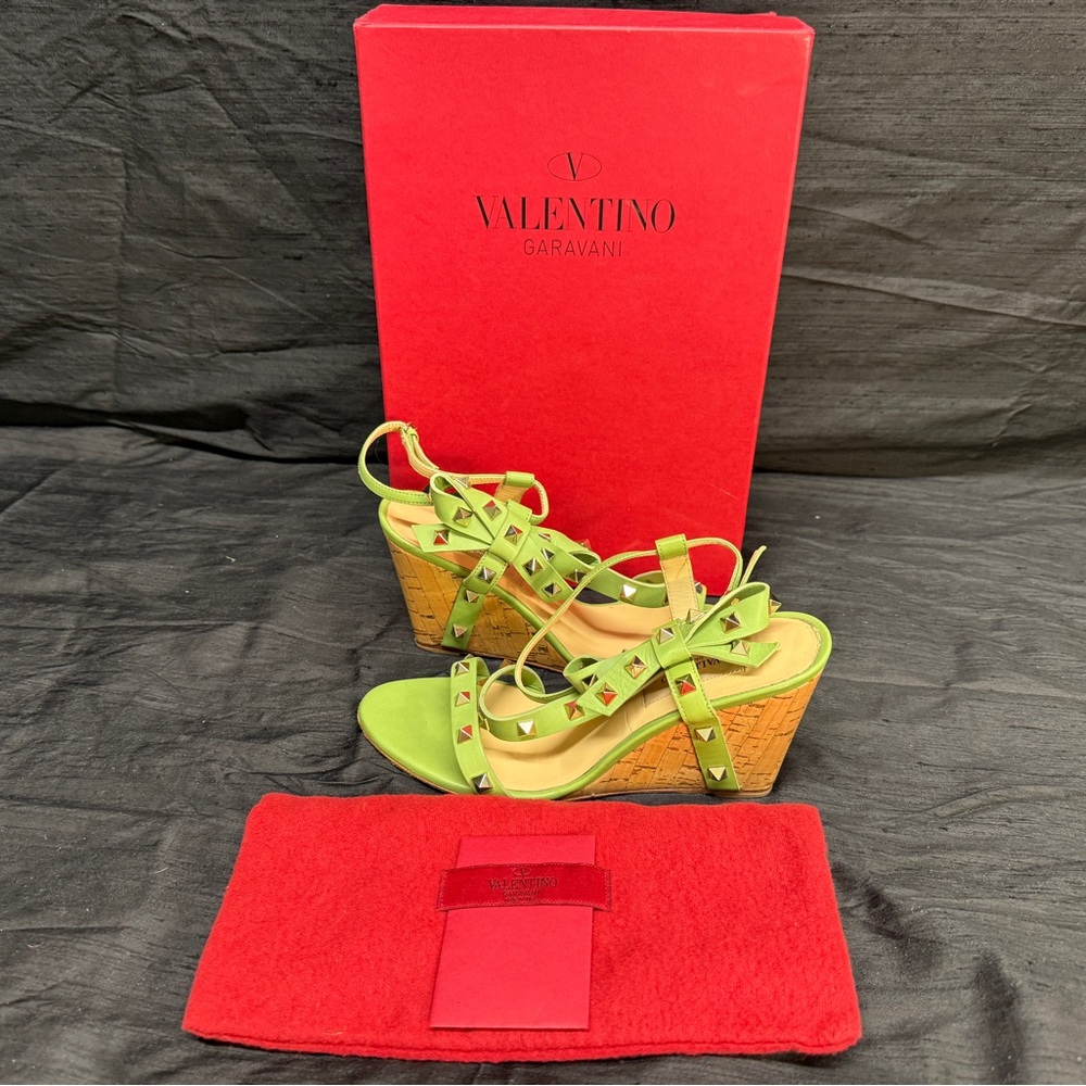 Valentino Garavani Rockstud Olive Green Wedge Sandals Size 37.5